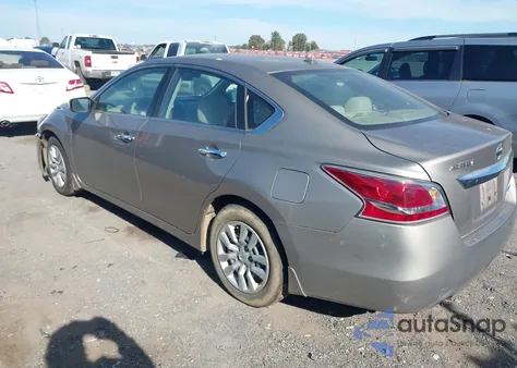 2014 Nissan Altima 2.5 S z USA, uszkodzony, nr VIN 1N4AL3AP4EN261138